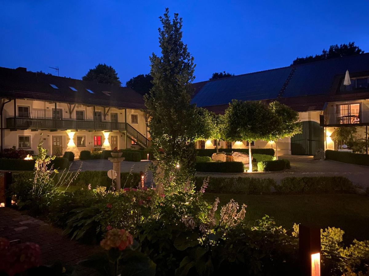 Gut Schwarz-N Hof Ferienwohnungen Bad Griesbach  Exterior photo